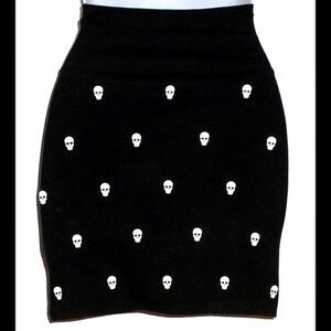 Vintage Victoria's Secret PINK Skull Print Halloween Stretch Mini Skirt Sz XS ☠️